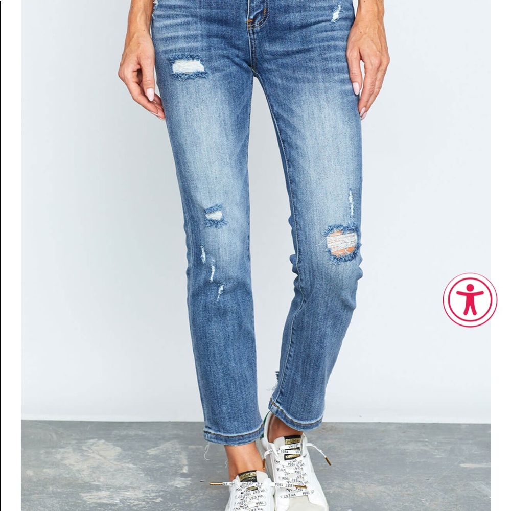 NWT-Risen Vintage Wash Straight Leg Jeans-Size 29
